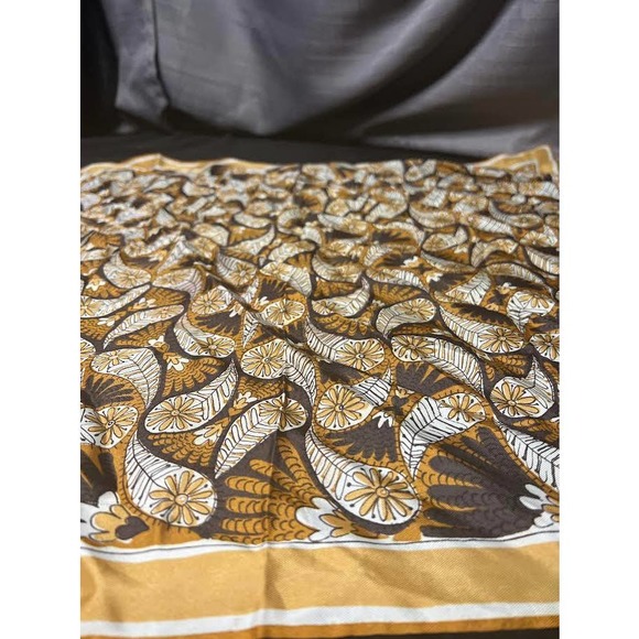 Vintage Vera Square, Handkerchief - Picture 4 of 5